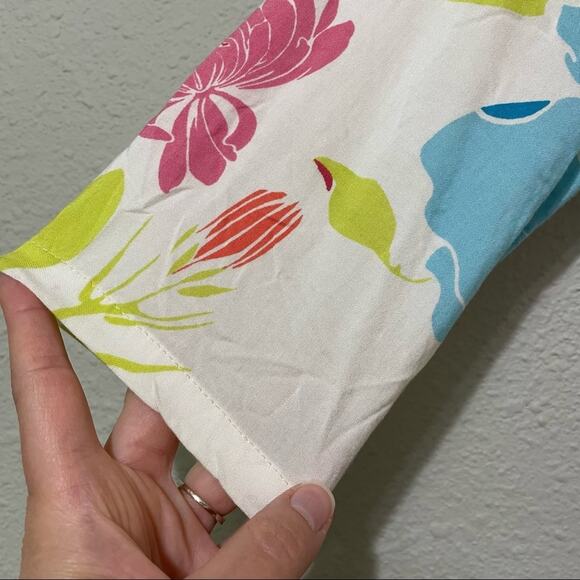 Green Tea White Blue & Green Floral Beaded Knot Front Cropped Y2K Blouse M Rayon - Picture 8 of 8